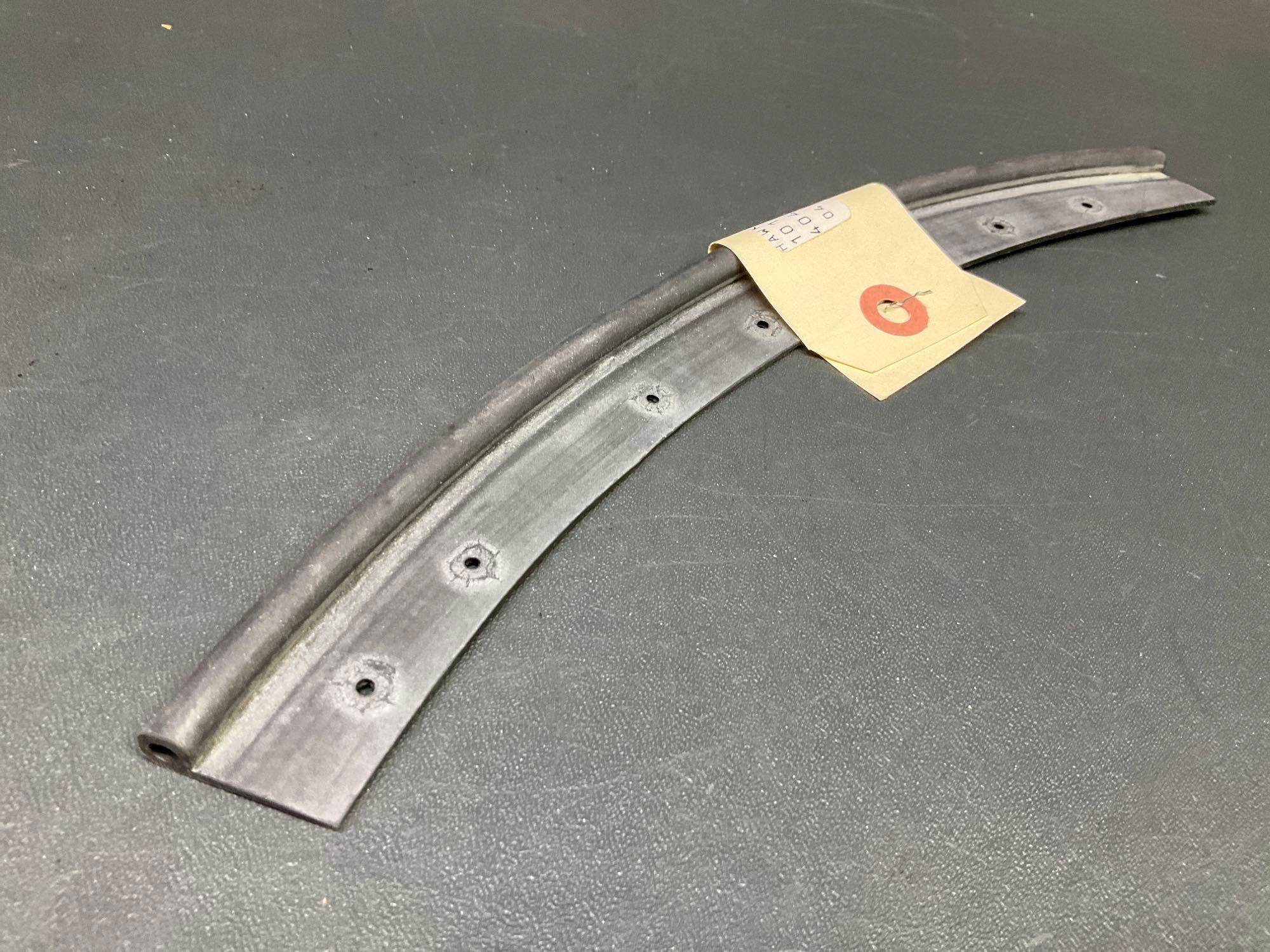 NEW KING AIR WING WINDOW SEAL 101-420126-1, COWL SEAL 101-910049-100, PLACARDS AND P-BARON BULKHEAD