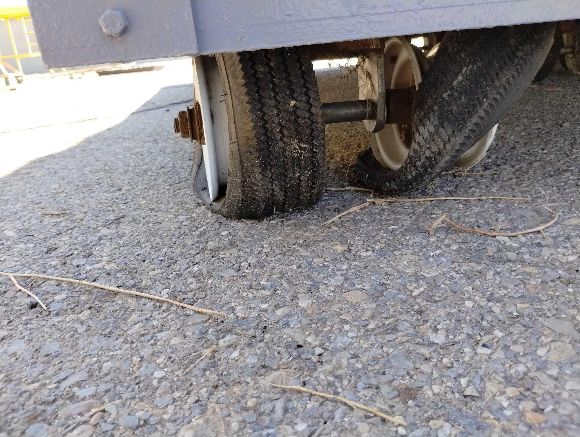 HELICOPTER TRANSPORT PAD 12FTx12FT (DISASSEMBLES FOR TRANSPORT) (SOME TIRES ARE FLAT / DRY ROT)