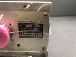 BENDIX IN-152A RADAR INDICATORS 4000946-5201 (BOTH ARE OVERHAULED)