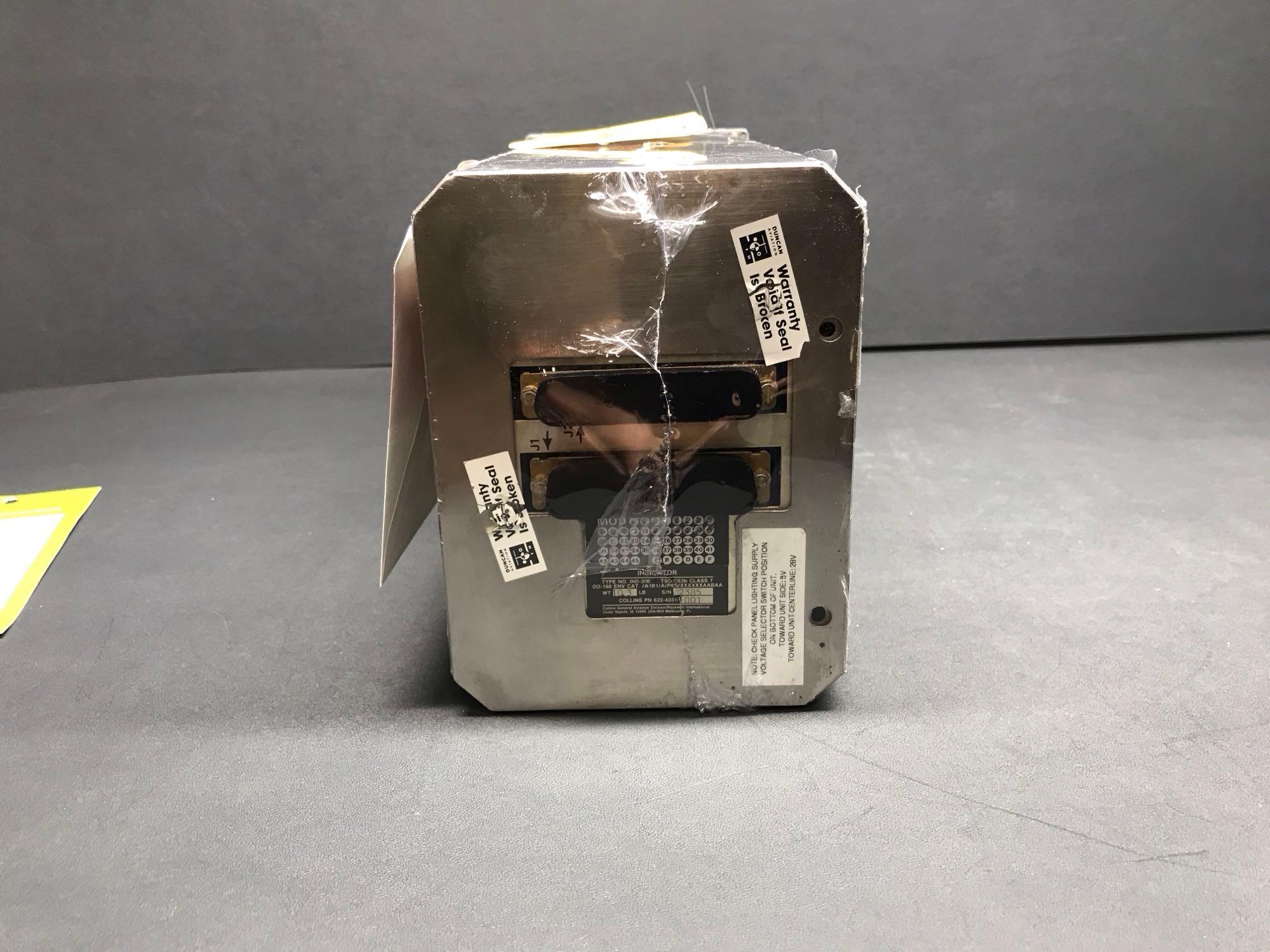COLLINS IND-300 RADAR INDICATORS 622-4331-001 (1 BER/1 REPAIRABLE)