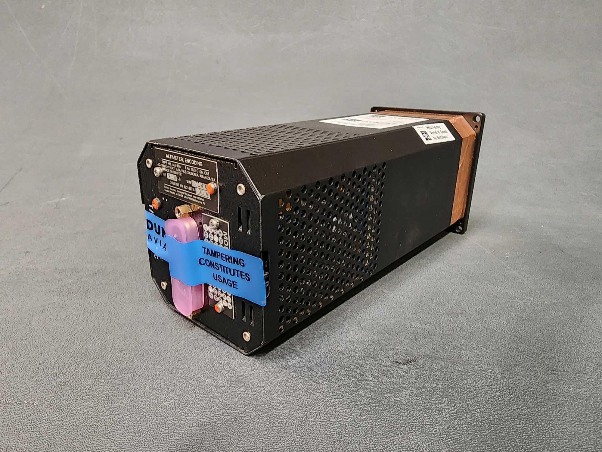 COLLINS ALI-80A ENCODING ALTIMETER 622-3975-014 (OVERHAULED)