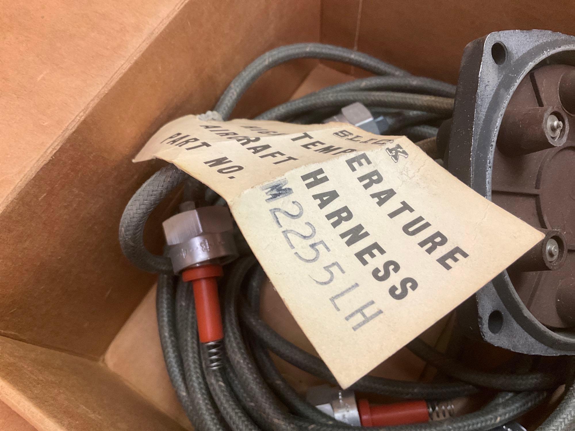 NEW MAGNETO HARNESSES M2253 (1 IS PARTIAL KIT)