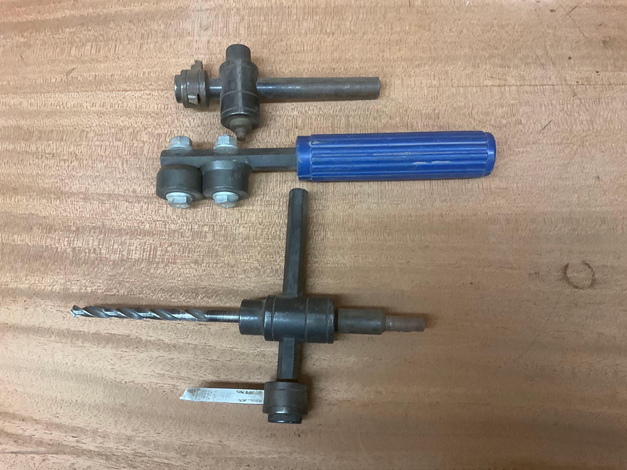 HOLE FINDERS, ADEL SHEET METAL NIBBLER & SHEET METAL TOOLS