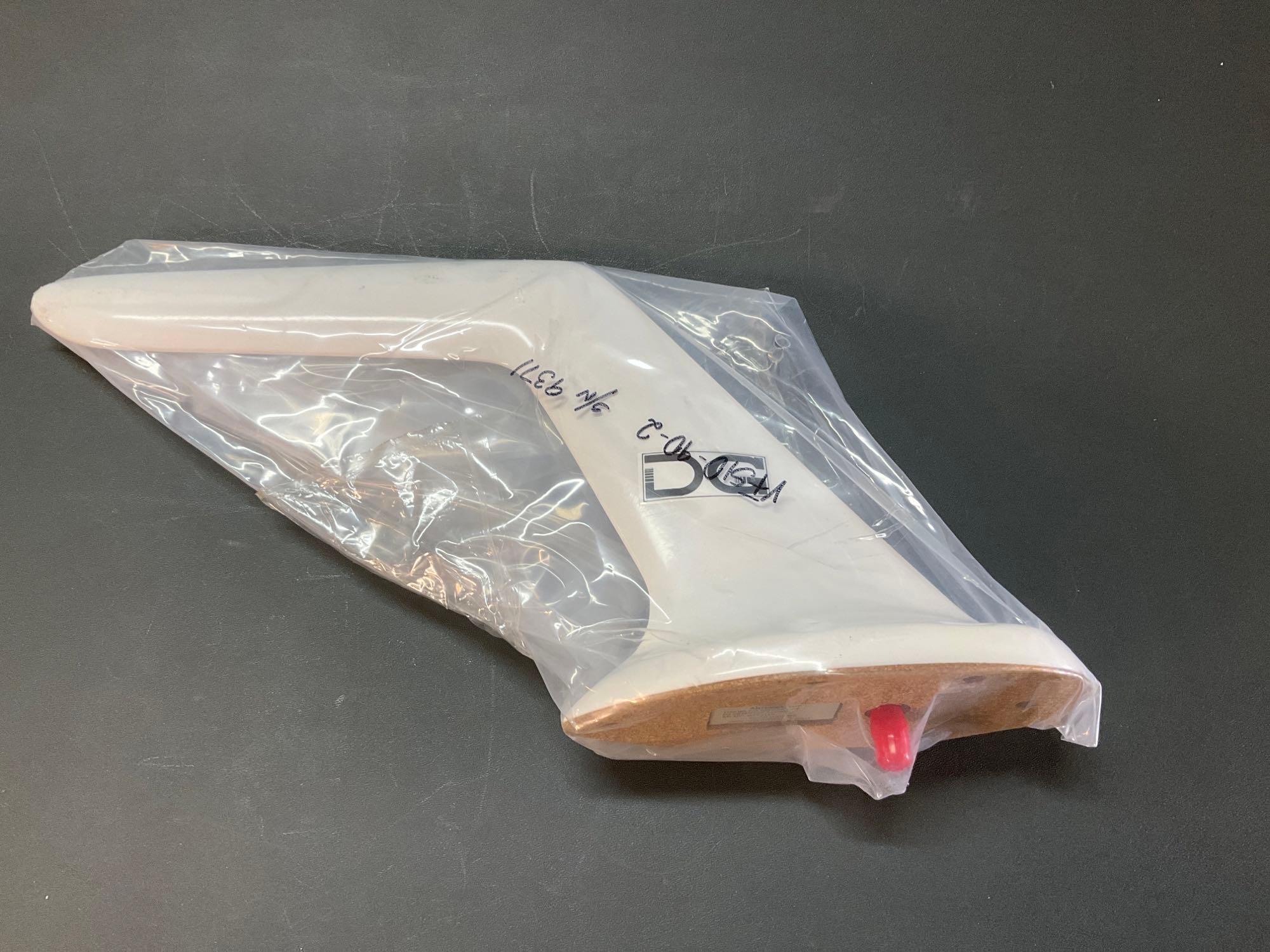 NEW COMM ANTENNA'S VFS10-90-2