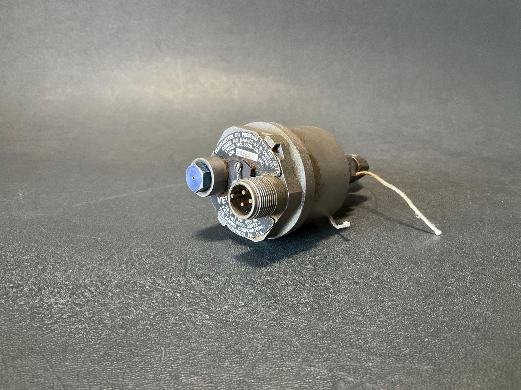 UH-1/T-53 CONTROL BOX, PRESSURE TRANSMITTERS AND HARNESS