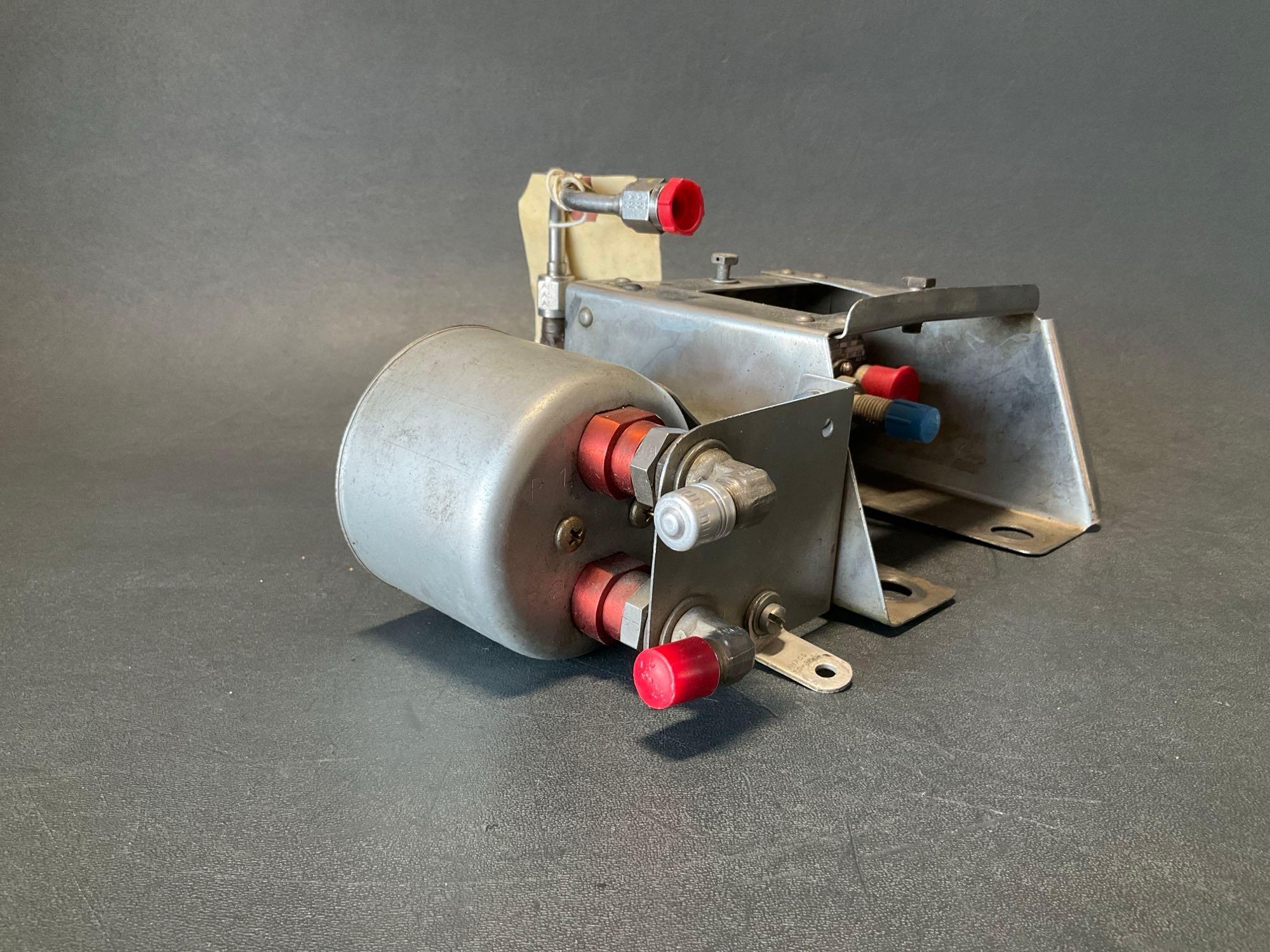 UH-1/T-53 CONTROL BOX, PRESSURE TRANSMITTERS AND HARNESS