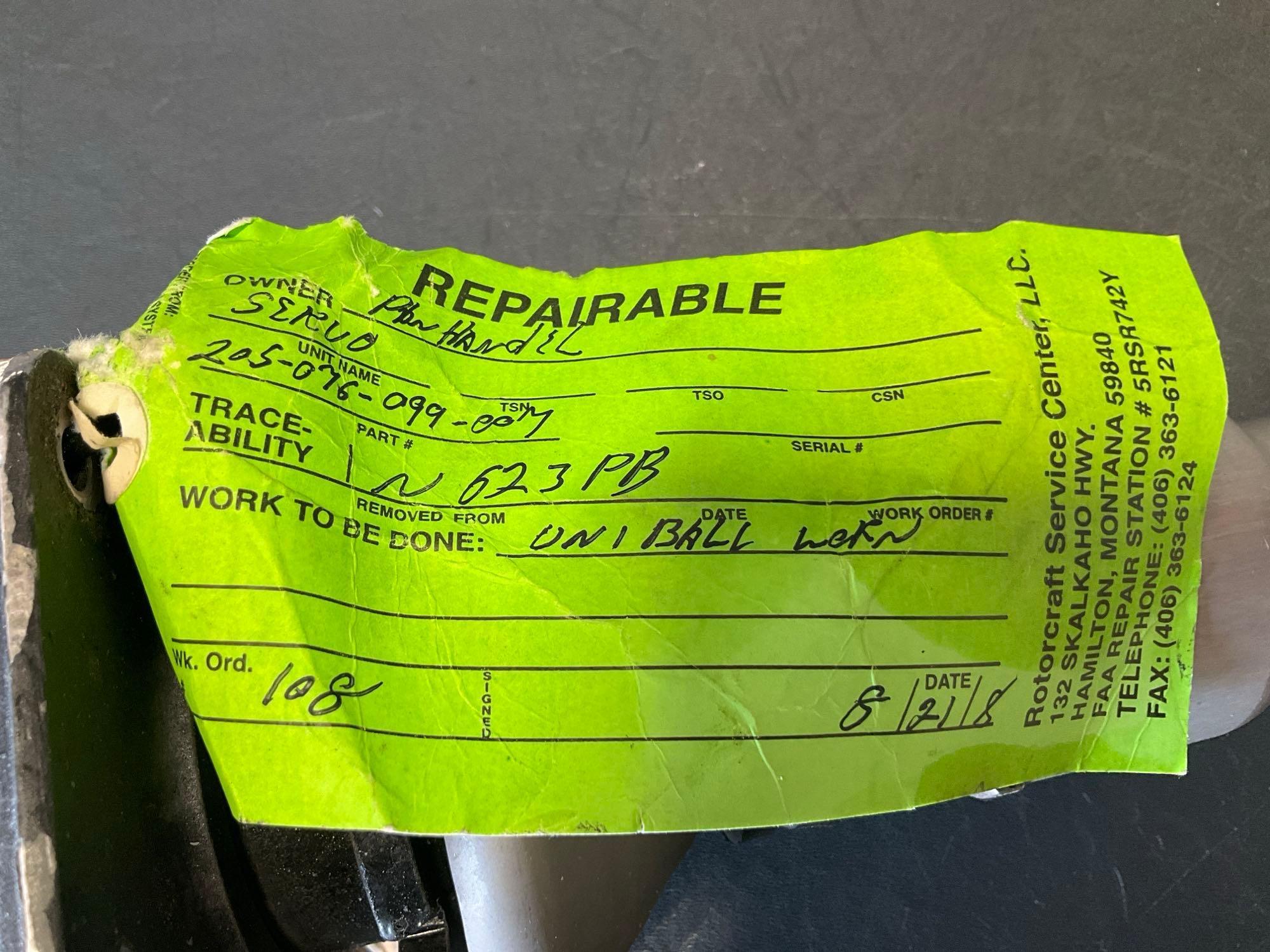 UH-1 HYDRAULIC SERVO'S 204-076-052-9 WITH UNIBALL 205-076-099-007