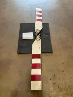 UH-1 TAIL ROTOR HUB/BLADE ASSY 204-011-801-009 (REPAIRED) S/N GR29-1061