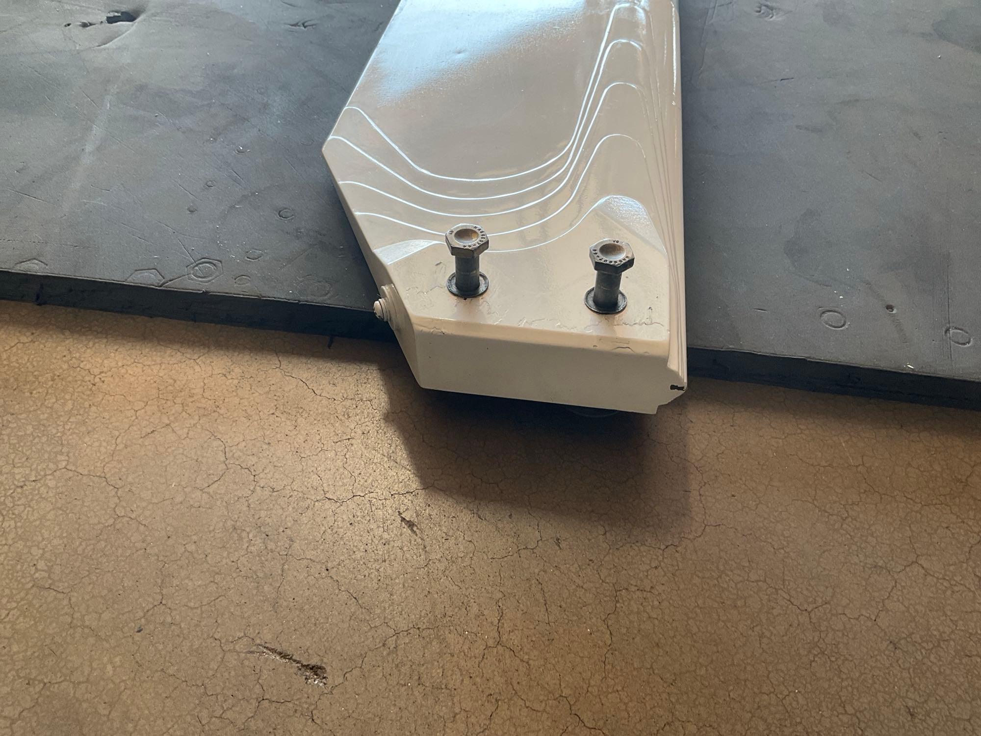 UH-1 TAIL ROTOR BLADES 204-011-702-015