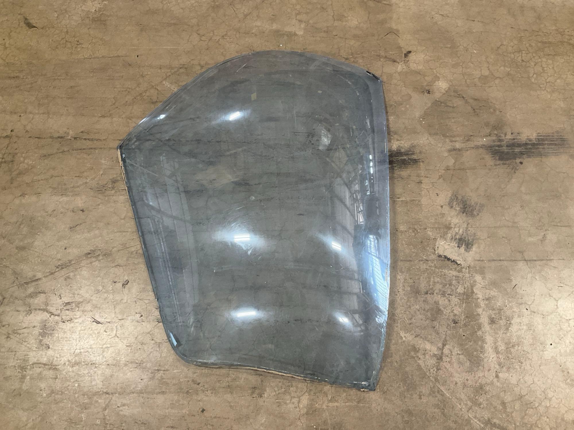 (LOT) UH-1 NEW & USED WINDOWS