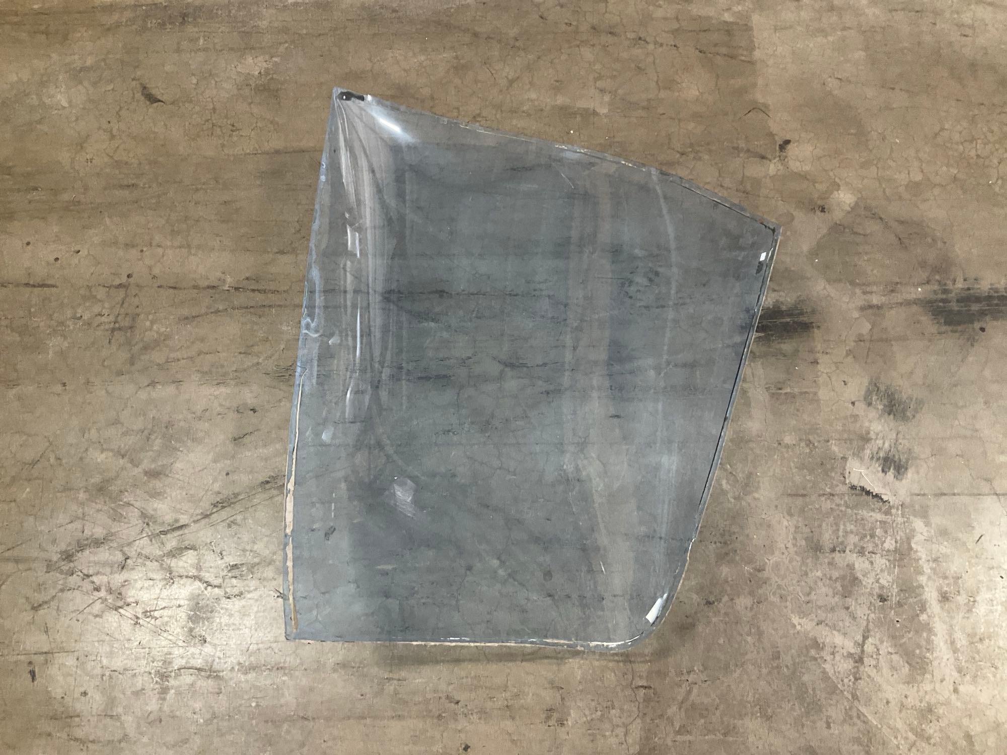 (LOT) UH-1 NEW & USED WINDOWS