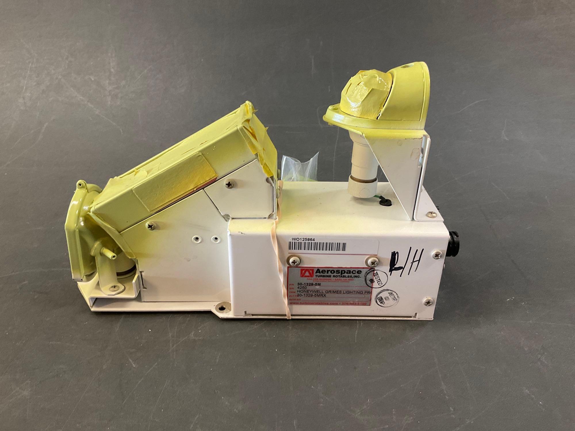 KING AIR NAV LIGHT ASSY 30-1329-SM (A/R)