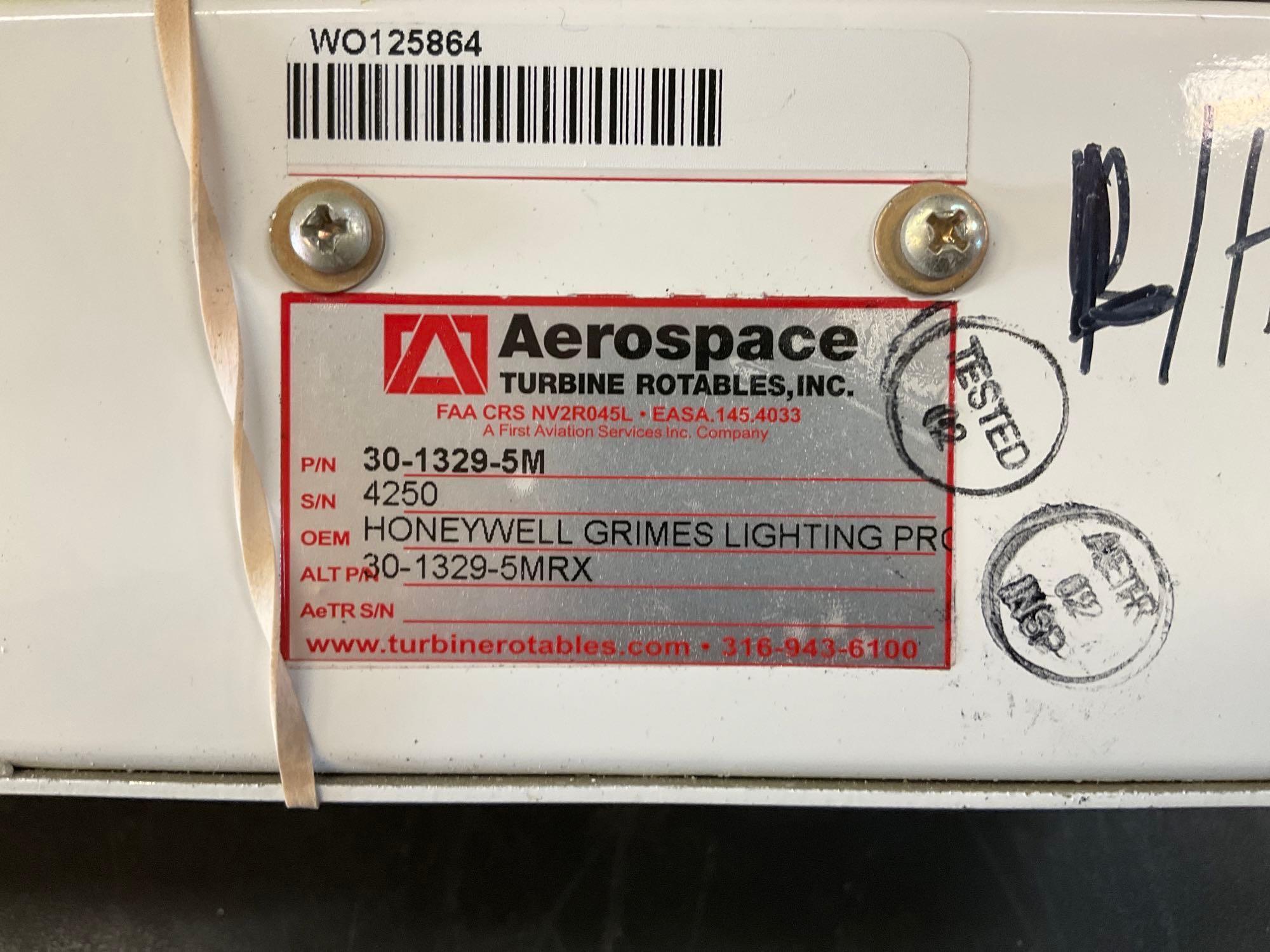 KING AIR NAV LIGHT ASSY 30-1329-SM (A/R)