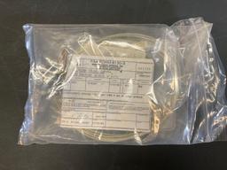 (LOT) NEW SWITCH, SPRING & EXPENDABLES WITH CESSNA CERTS 1941-4, PC-261, 5538203-12, S3526-25-109,