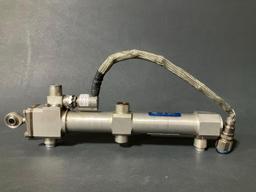 LEARJET MLG DOOR ACTUATOR 6632303003-001 & NLG ACTUATOR 2317100-5 (BOTH NEED REPAIR)