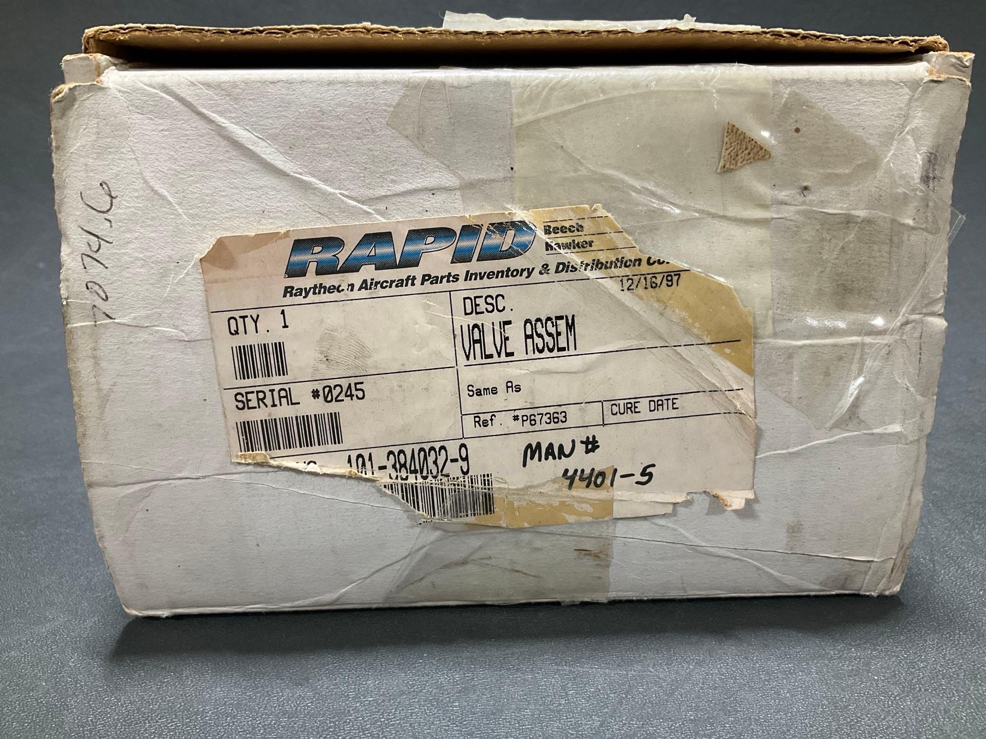 (LOT) KING AIR VALVE 101-384032-9 & OXYGEN ADAPTER WE103