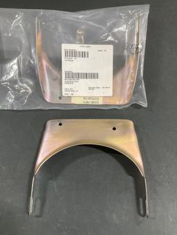 NEW CESSNA 182 SCRAPERS 0741610-13 & SUPPORT 0741610-12