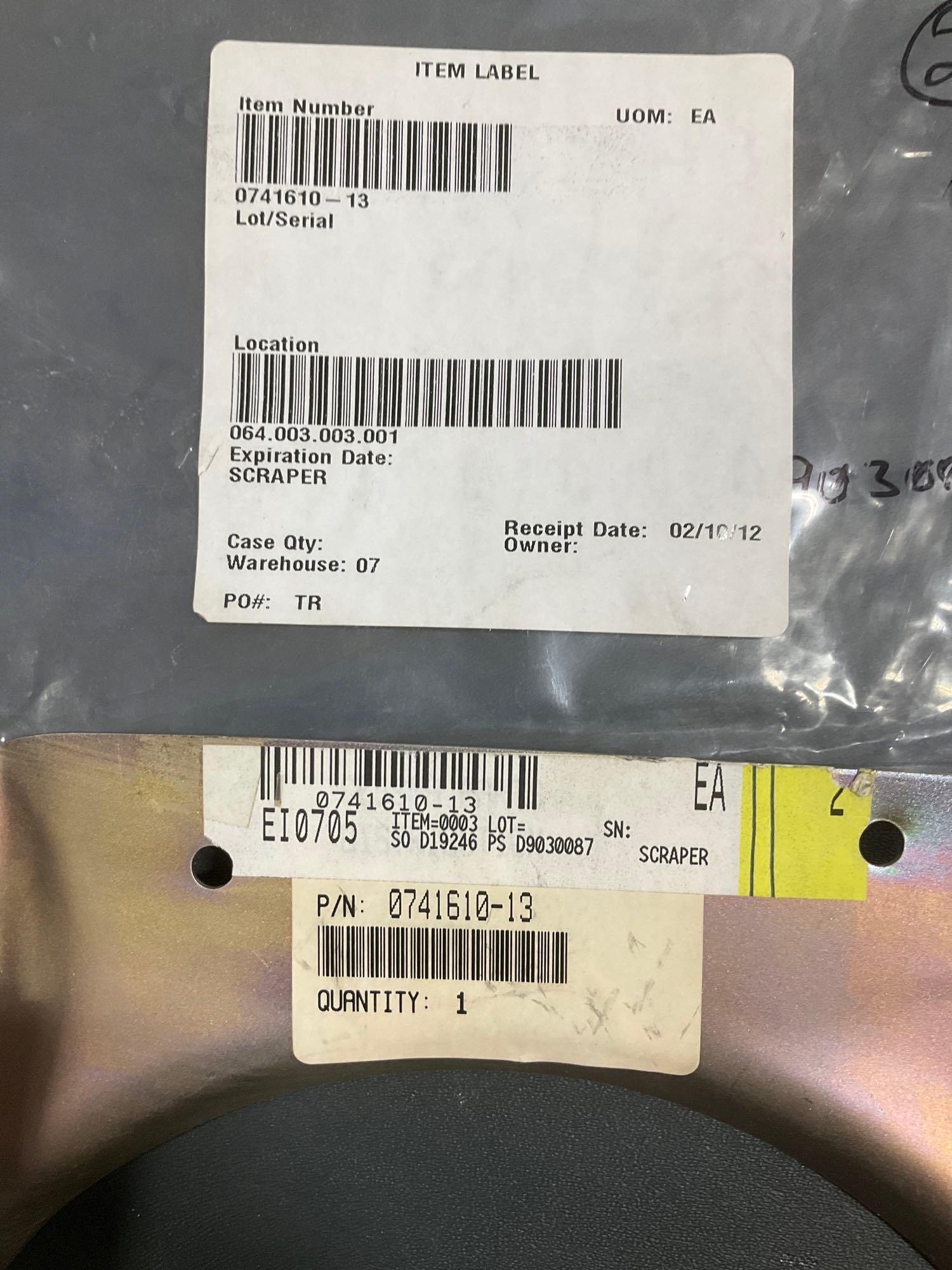 NEW CESSNA 182 SCRAPERS 0741610-13 & SUPPORT 0741610-12