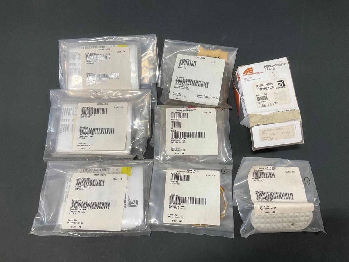 (LOT) CESSNA SK210-154-3 KITS, 172 STEPS 0541211-1, OVERVOLTAGE SENSOR 0S60, THERMOCOUPLES 756-307 &