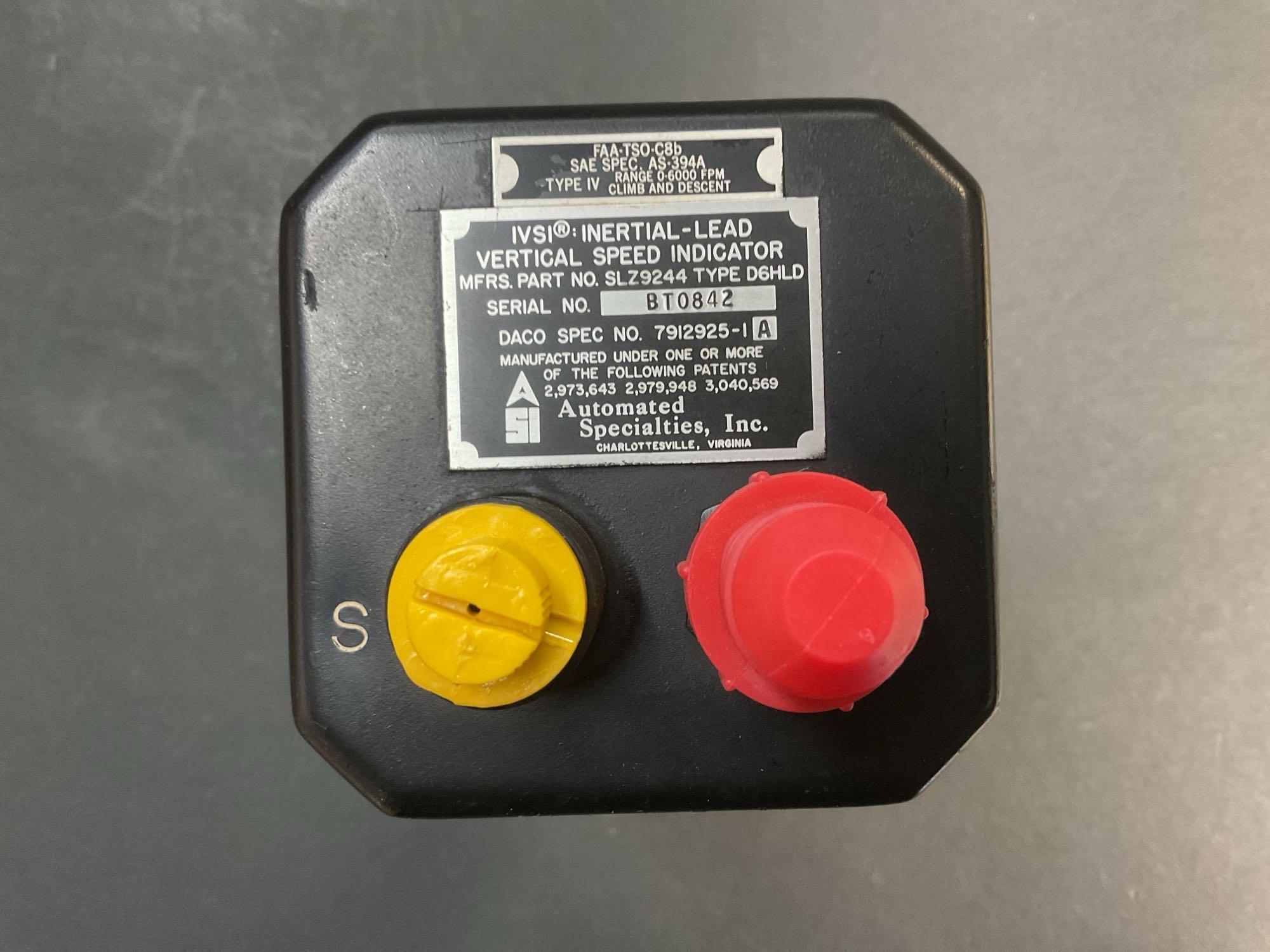 ALTIMETER 13522-1000 & VERTICAL SPEED INDICATOR SLZ9244
