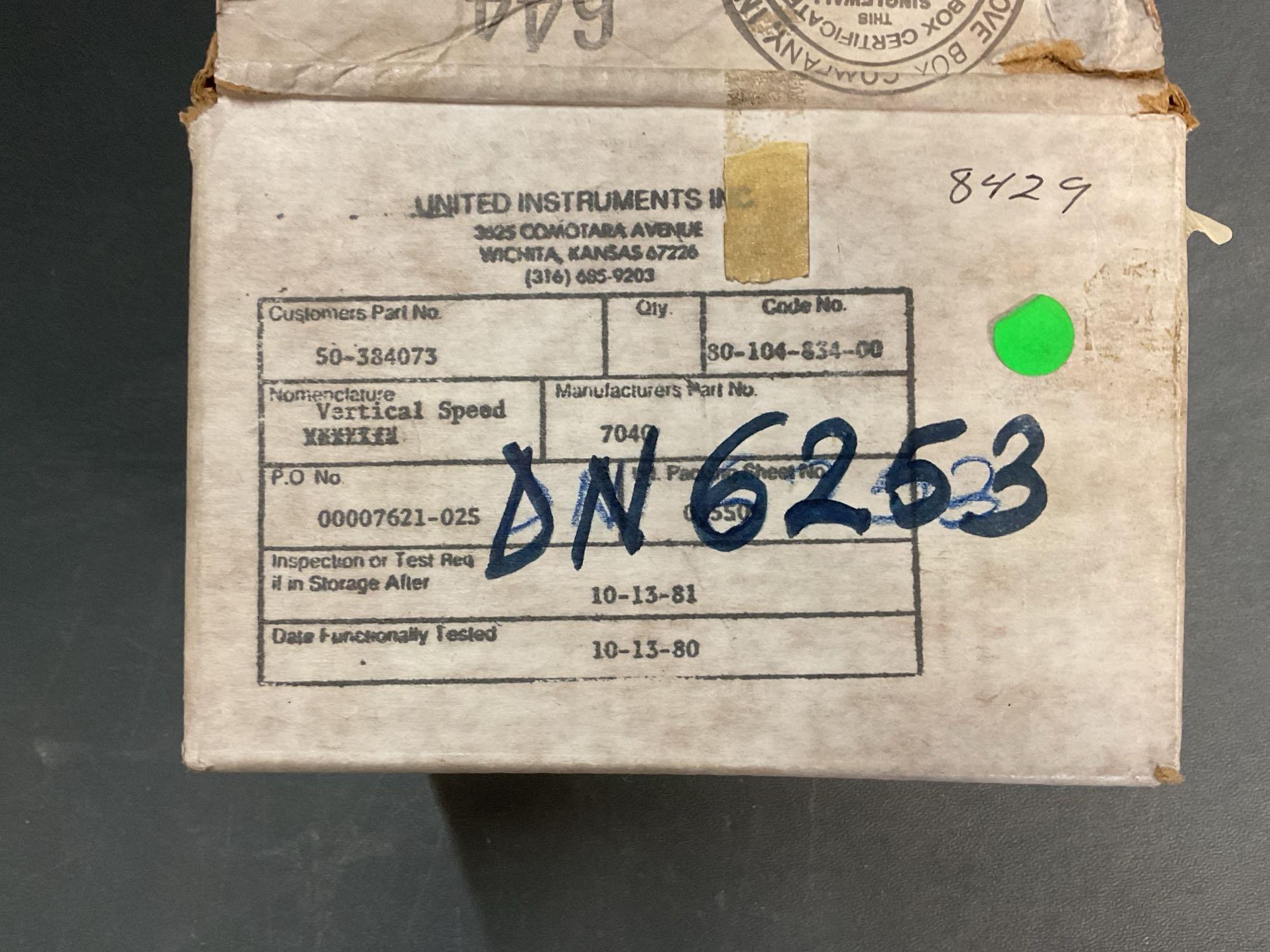 N.O.S. KING AIR RATE OF CLIMB INDICATOR 7040 ALT# 50-384073