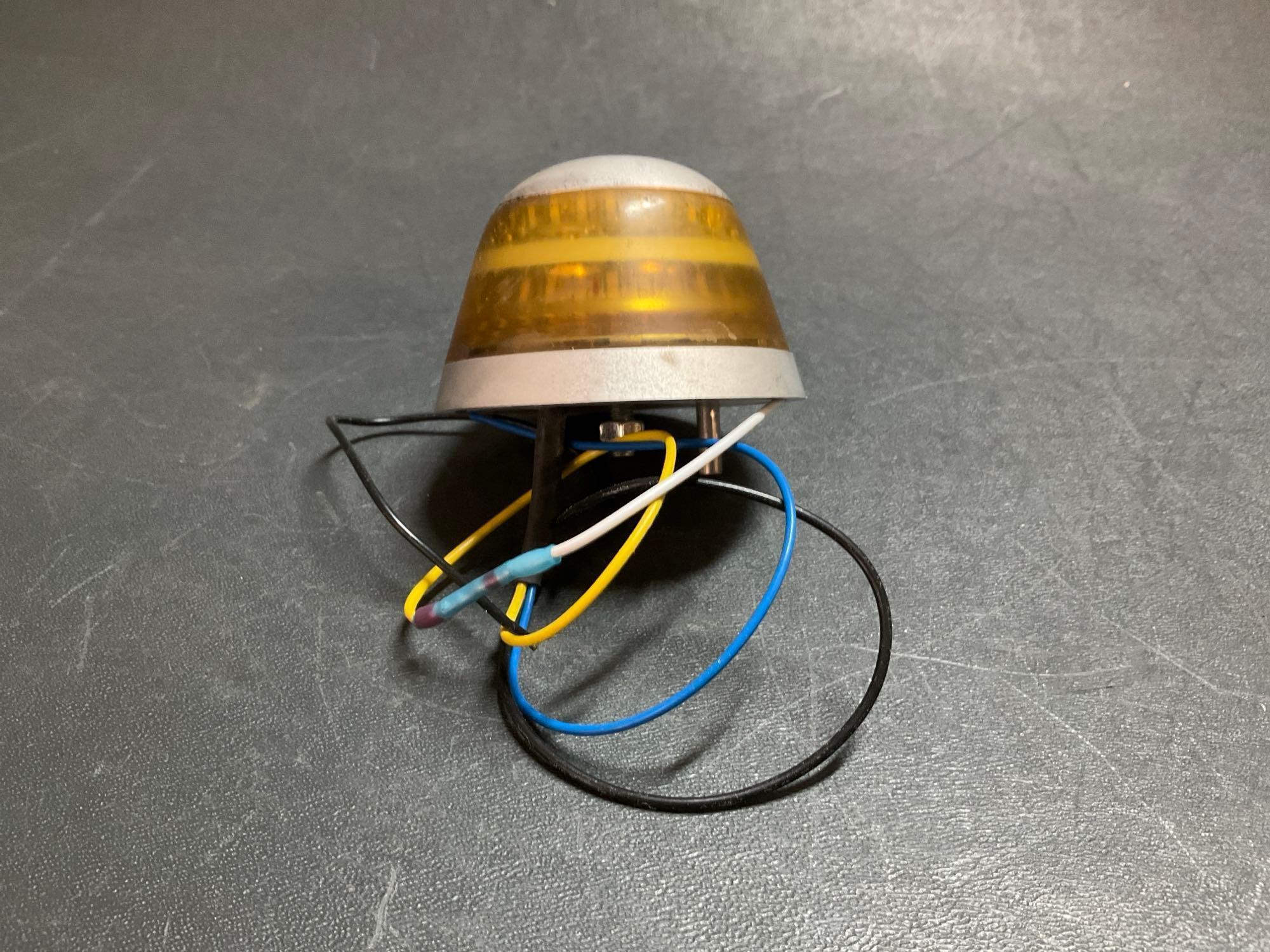 (LOT) NEW POST LIGHTS, WHELEN LENSES & SERVICEABLE LED STROBE