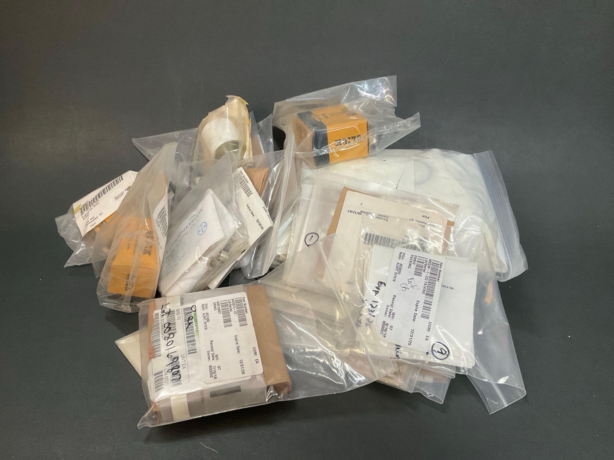 (LOT) PACKING, SLICK MAG INVENTORY & MISC HARDWARE