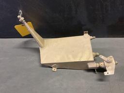 (LOT) HEADER TANKS, AIRBOXES & VAC RELIEF VALVES