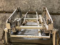 CESSNA SEAT SET (1 IS ARTICULATING)