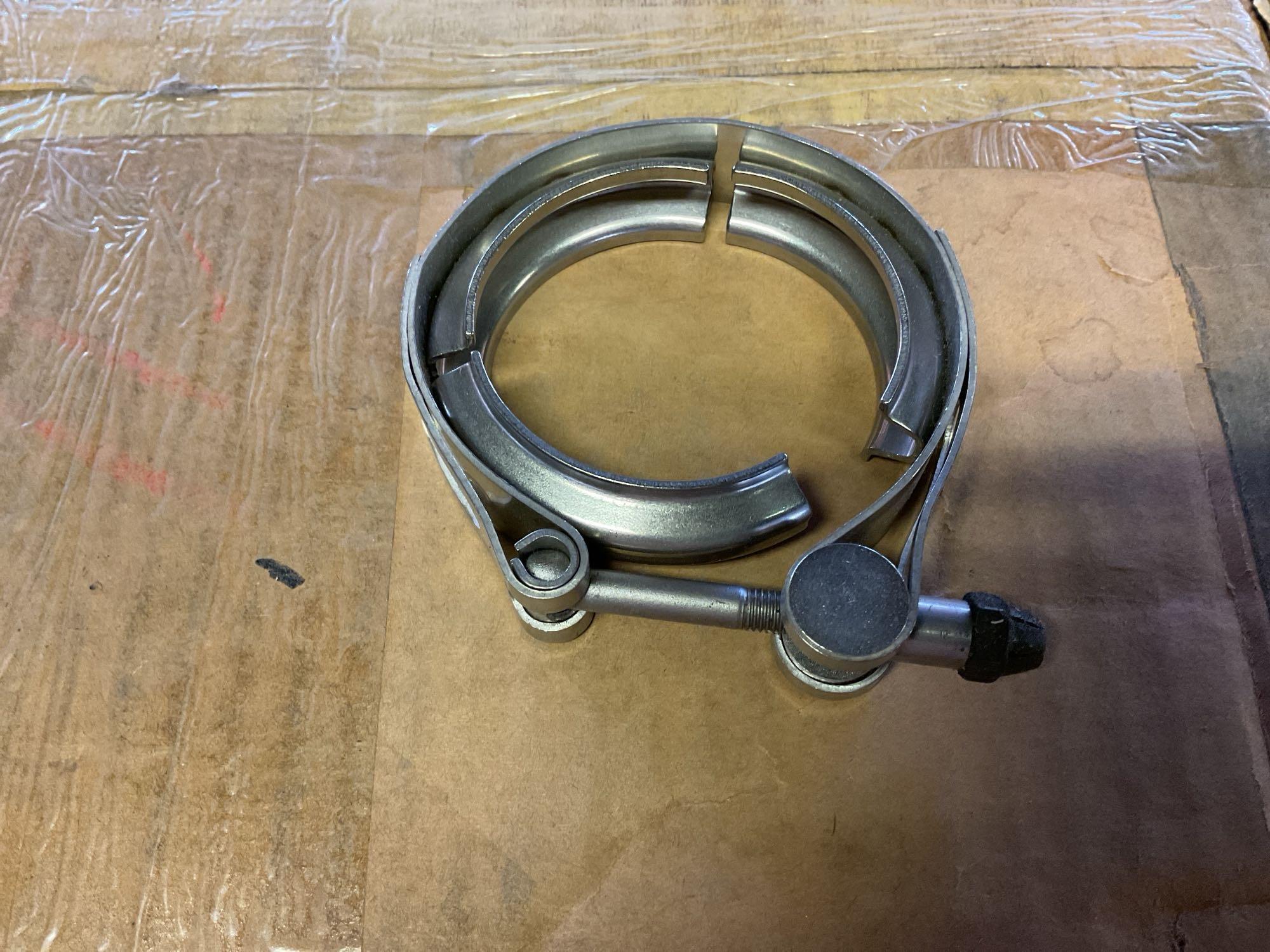 PALLETS OF TURBO CLAMPS & MISC