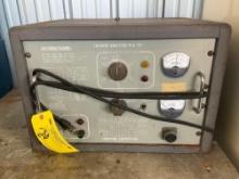 PCA-131 BATTERY CHARGER/ANALYZER (POWERS ON)