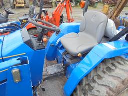 New Holland T1510 TLB, 4wd, R4 Tires, SSL Quick Attach, Gear Drive, Thumb F