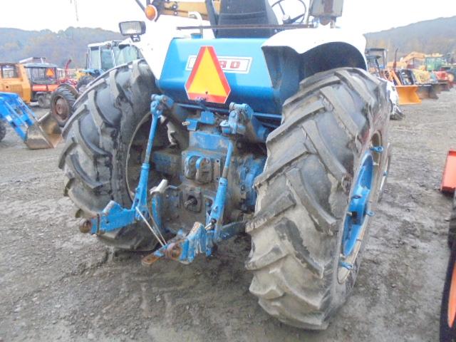 Ford 8000, 4150 Hours, Remote, 18.4-38 Tires, Runs Excellent, Very Nice Tra