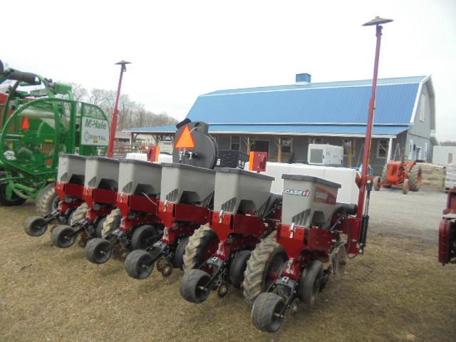 Case IH 1225 Early Riser 6 Row Corn Planter, Liquid Fert, Air Force 20/20 D