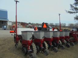 Case IH 1225 Early Riser 6 Row Corn Planter, Liquid Fert, Air Force 20/20 D