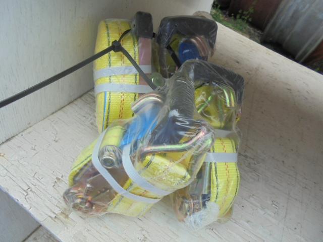 (4) Ratchet Straps