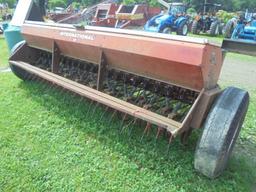 International 510 Grain Drill, Grass Seed, Double Disc, 21 Run, Farm Line F