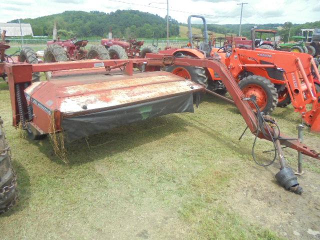 Case IH 3309 Discbine, 9' Cut, Hydraulic Swing Tongue, Works Excellent