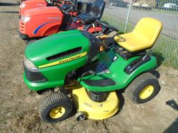 John Deere LA125 Riding Mower, 42" Deck, 633 Hours, Runs & Mows