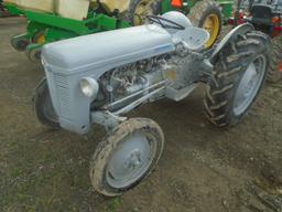 Ferguson TO20 Antique Tractor, S/N 261172, 3pt, Pto, Runs Great, From Local