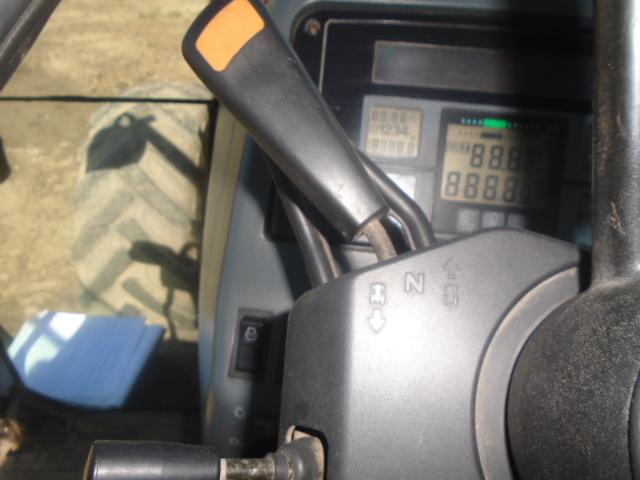 McCormick MTX155 Tractor, 4wd, Cab w/ Heat & Working AC, 16 Speed Transmiss