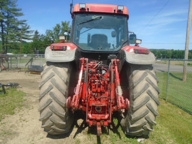 McCormick MTX155 Tractor, 4wd, Cab w/ Heat & Working AC, 16 Speed Transmiss