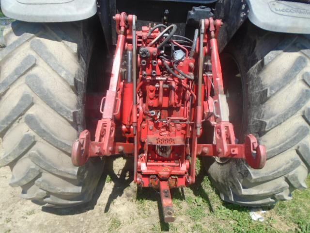 McCormick MTX155 Tractor, 4wd, Cab w/ Heat & Working AC, 16 Speed Transmiss