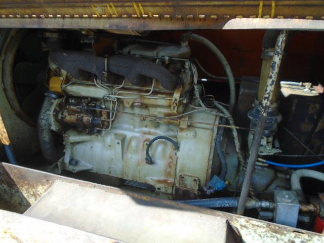 185 CFM Air Compressor w/ 4 Cylinder John Deere Diesel Engine, 3487 Hours,