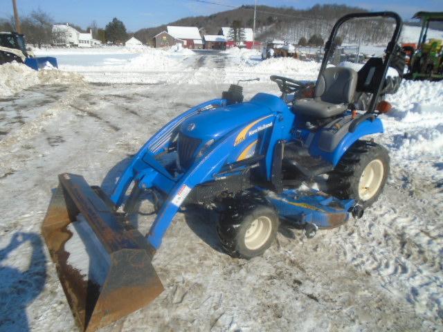 New Holland T1110 4wd Sub Compact Tractor w/ 210TL Loader & 230 GM Mid Moun