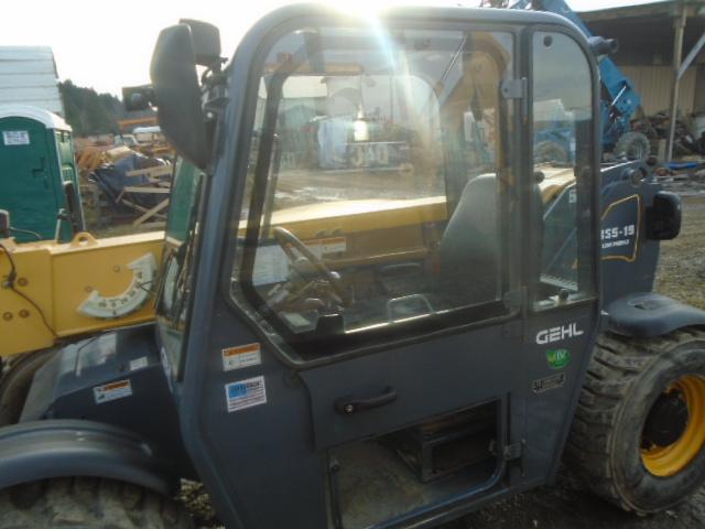 Gehl RS5-19 Low Profile Telehandler, Enclosed Rops w/ Heat, Yanmar VTNV99C-