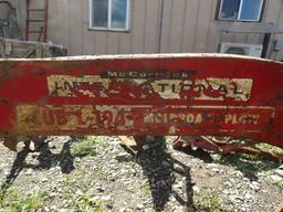 Farmall Cub 1x Fast Hitch Plow, Very Nice Original