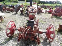 Farmall 340 Gas Tractor, Narrow Front End, Fast Hitch, No Rear Tires Or Sea