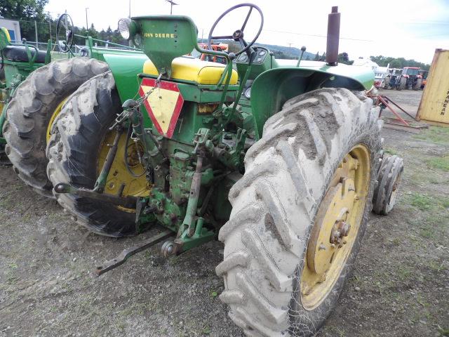 John Deere 630 Antique Tractor, Adjustable Wide Front, 3pt, Factory Toplink