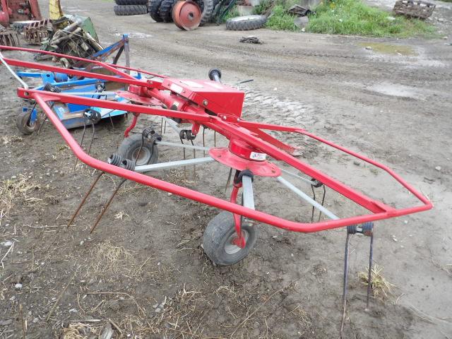 H&S G2-310PT 2* Hay Tedder, Pto Drive, Low Use